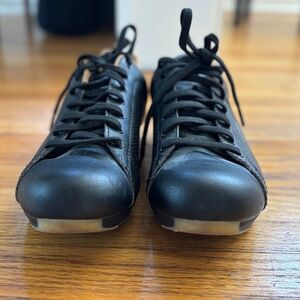 Giro women’s road bike cycling black shoe